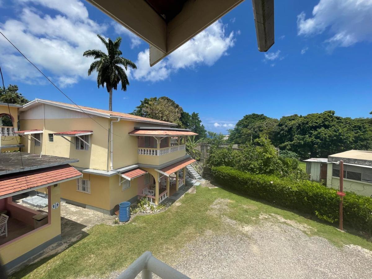 Little Shaw Park Guest House Ocho Rios Exterior photo